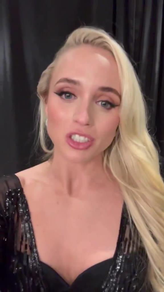 这么甜美的长相，要是不跟你说，你都不知道她也是篮球远动员